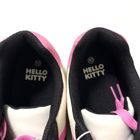 NWOB Sanrio Hello Kitty Court Sneakers Black Pink White Lace-Up Cat